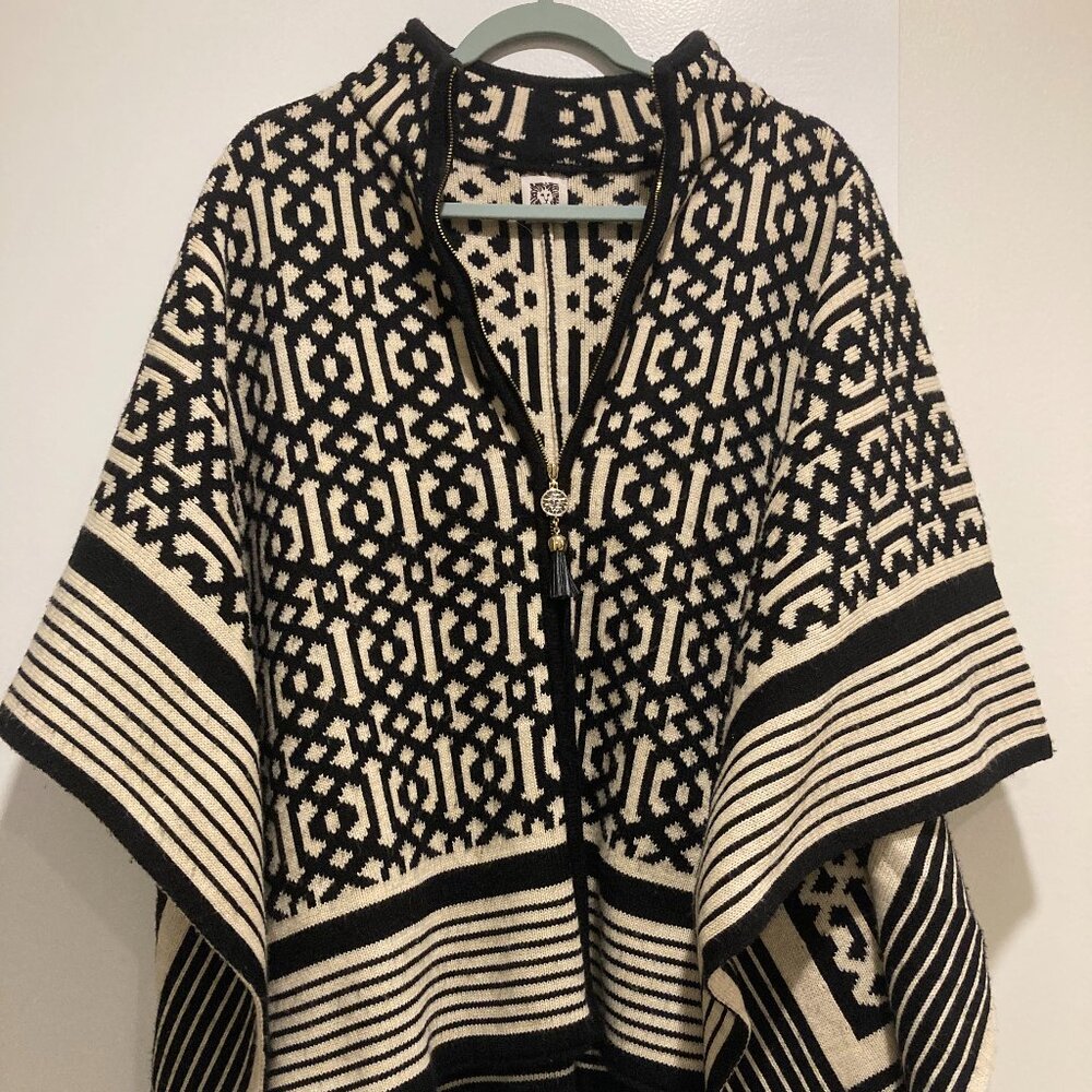 Anne Klein Poncho